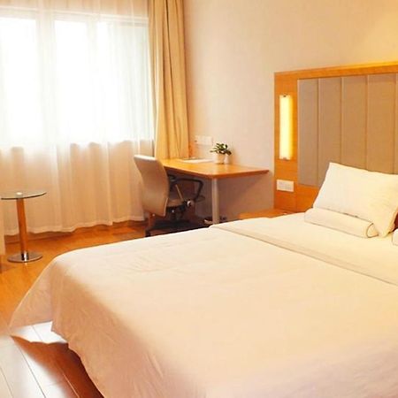Ji Hotel Changsha Helong Stadium Eksteriør billede